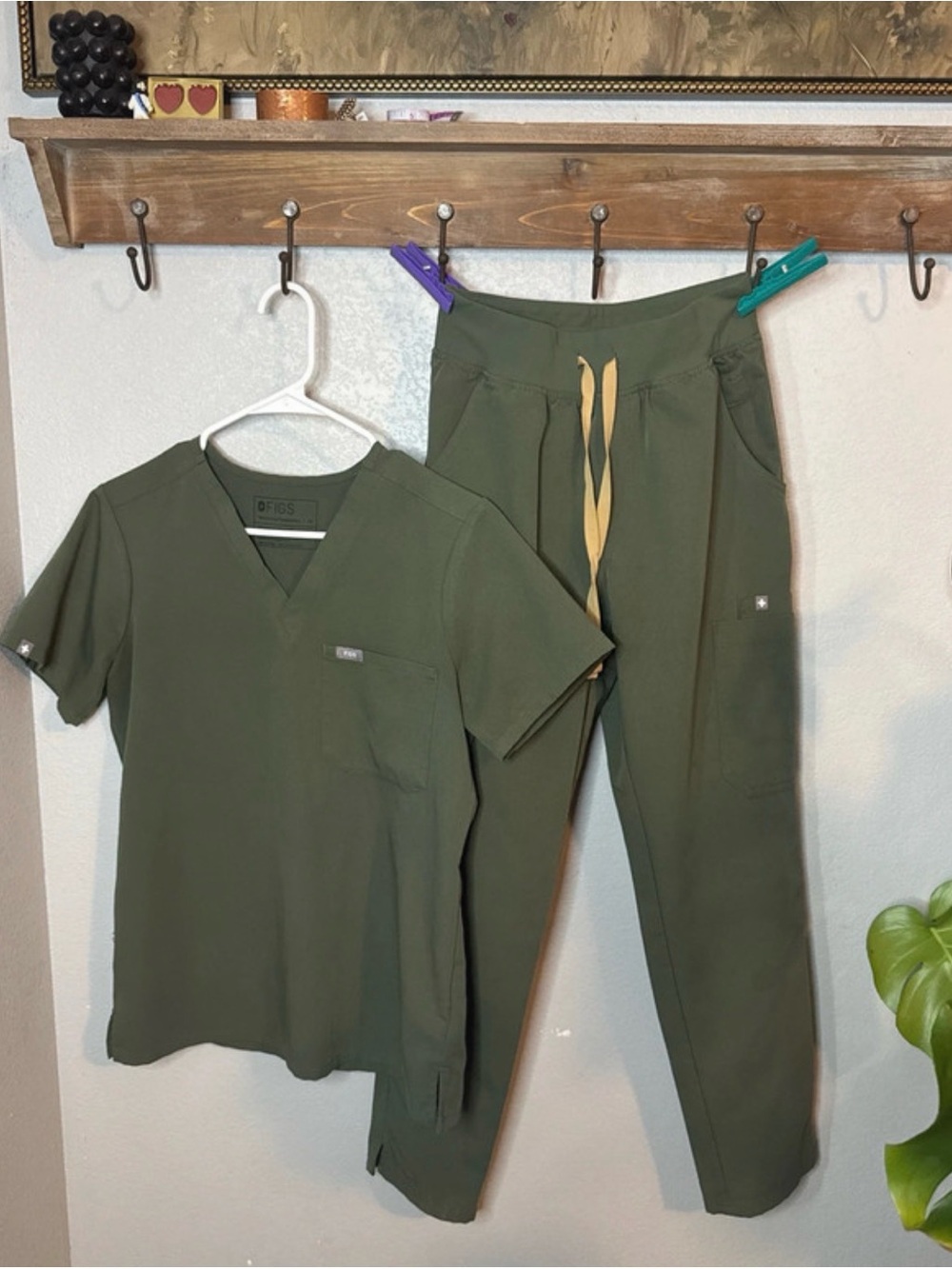 Figs Olive Green Drawstring Scrub Joggers